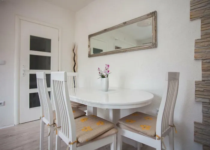 Apartman Royal View *