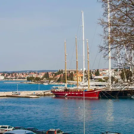 Διαμέρισμα Royal View